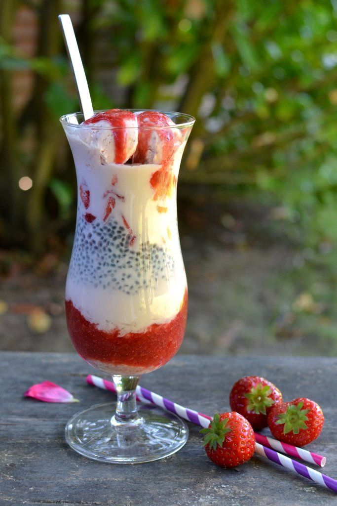 Strawberry Kulfi Falooda