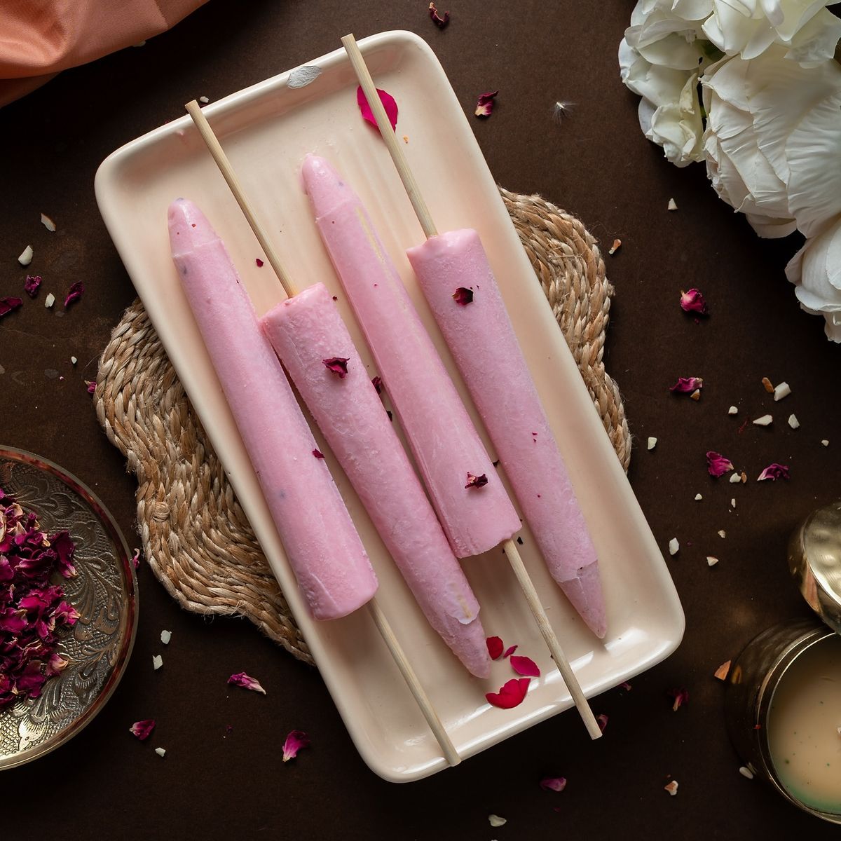 Strawberry Kulfi Family Pack 250 gms