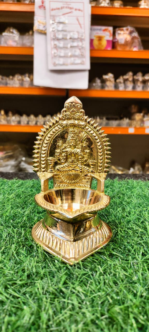 Brass kamatchi deepam Karumbu Kamatchi (NO-1)