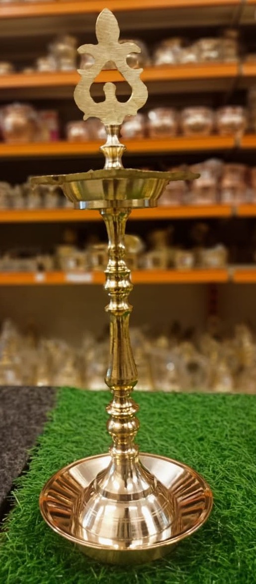 Brass ariyakkudi kuthu vilakku (NO 5)