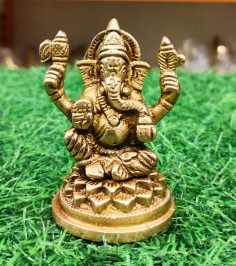 Brass Antic vinayagar (SIZE 3)