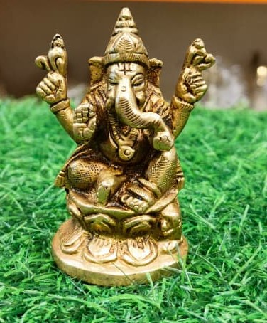 Brass Antic vinayagar (SIZE 4)